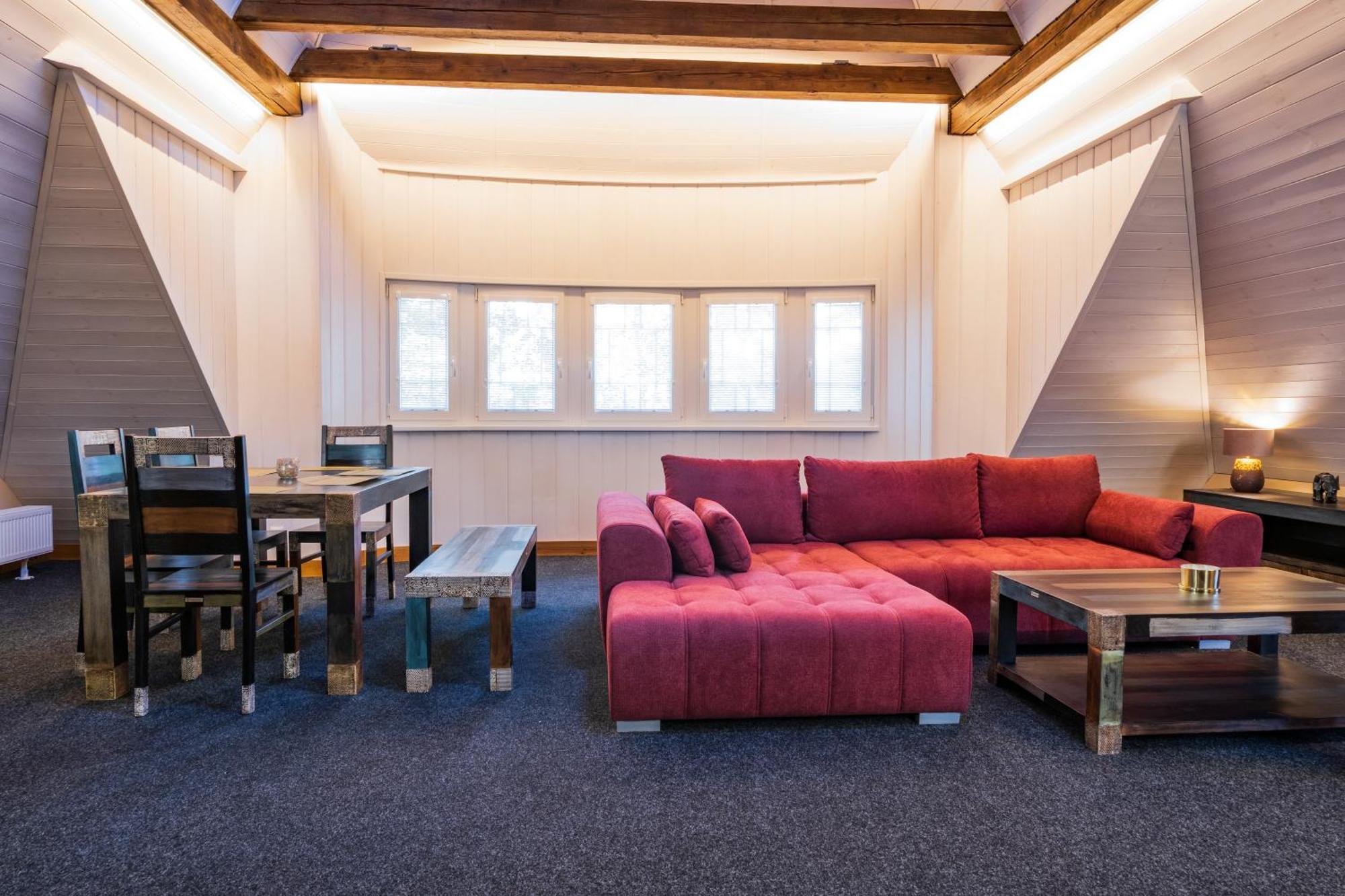Ertlova Vila Jablonec nad Nisou Ruang foto